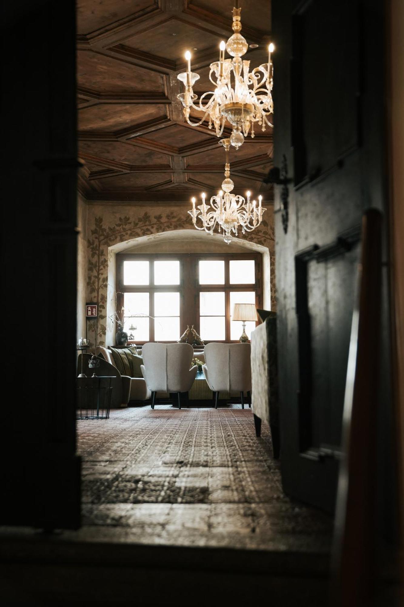 Schloss Freudenstein 5* Appiano Sulla Strada Del Vino